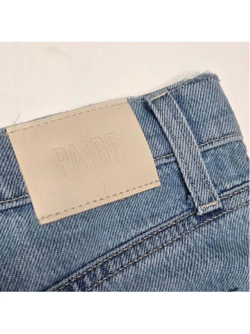 PAIGE Noella Cut Off High Rise Jean Shorts NWT Women's Size 27 Relaxed Fit - Picture 11 of 12